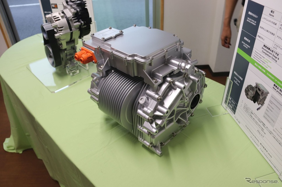 高電圧350VのHV用e-Axle《撮影 中尾真二》