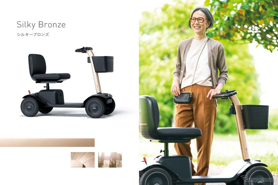 オプションカラーの「シルキーブロンズ」(オプション価格:1万5000円)《画像提供 WHILL》
