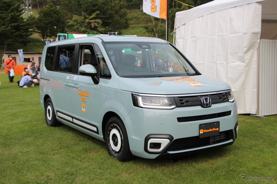 ホンダ ステップワゴン 新型(アウトドアドッグフェスタin八ヶ岳 2022)《写真撮影 吉田瑶子》