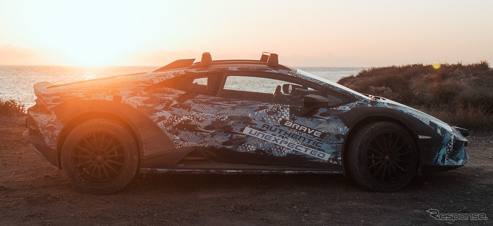 ランボルギーニ・ウラカン のオフロード仕様のプロトタイプ《photo by Lamborghini》