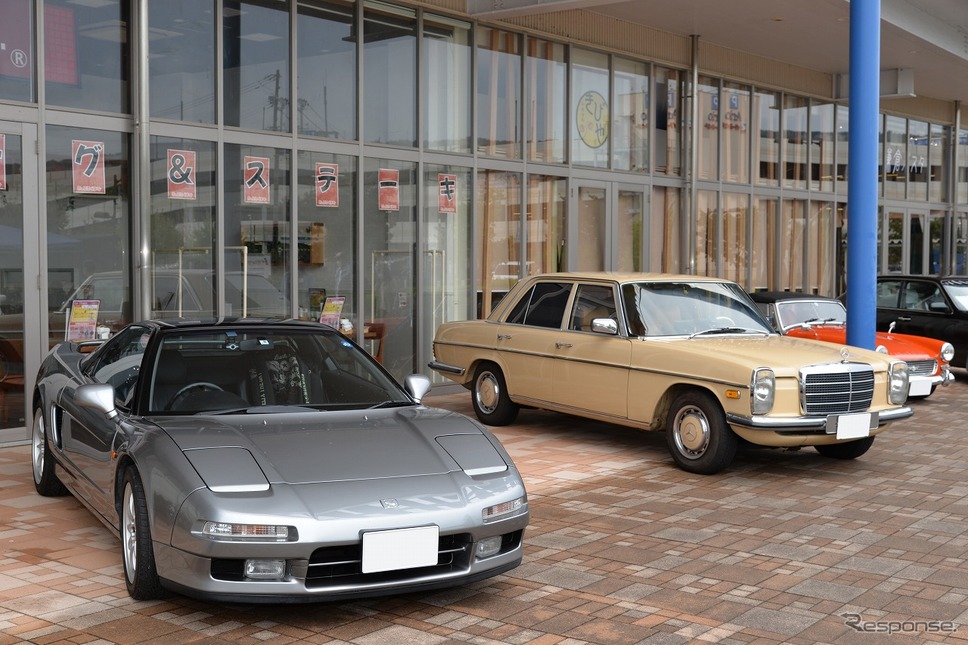 アリオ上田「秋のクラシックカー展示会」《写真撮影 嶽宮三郎》