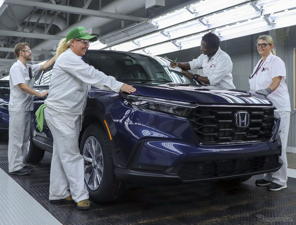 ホンダのカナダ工場で生産を開始した CR-V 新型《photo by Honda》