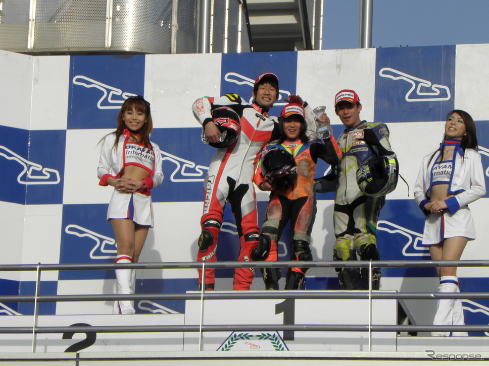 2010年、ミニバイクでの表彰台《写真提供 中山愛理》