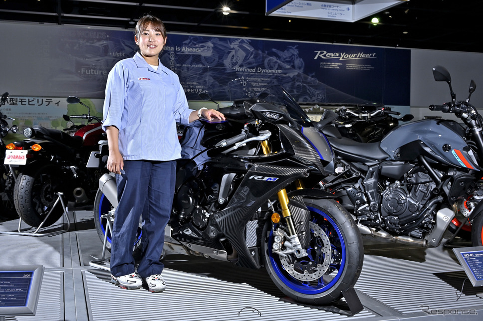ヤマハ発動機でテストライダーを務める、元レーサーの中山愛理さん《写真撮影 雪岡直樹》
