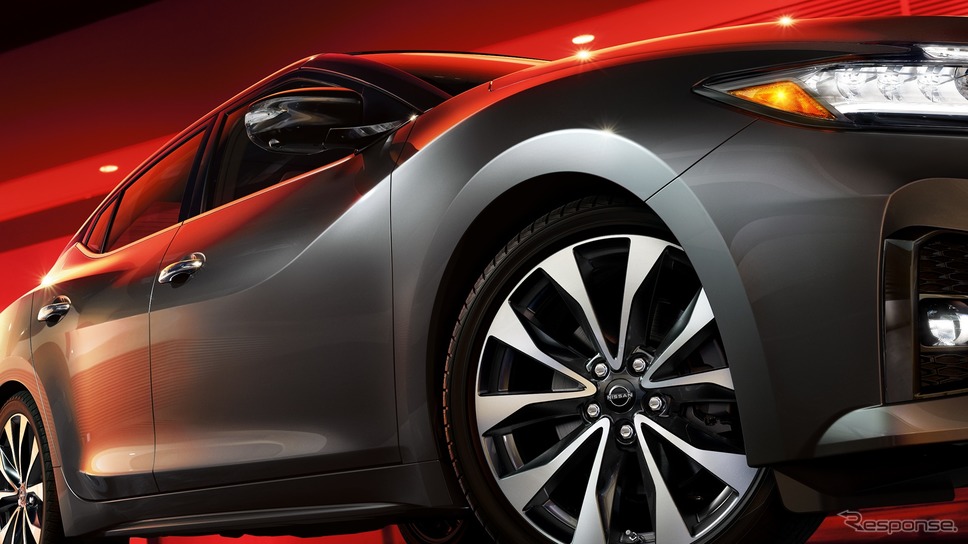 日産 マキシマ の2023年モデル《photo by Nissan》