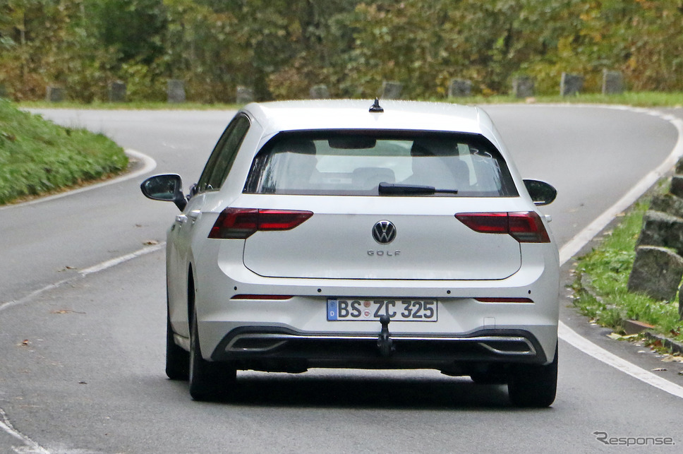 VW ゴルフ 改良新型プロトタイプ(スクープ写真)《APOLLO NEWS SERVICE》