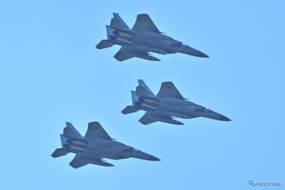 航空自衛隊 F-15DJによるフライパス《写真撮影 雪岡直樹》