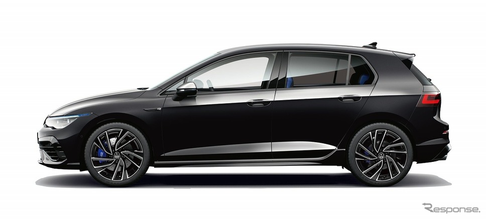 VW ゴルフR(ディープブラックパールエフェクト)《写真提供 フォルクスワーゲンジャパン》