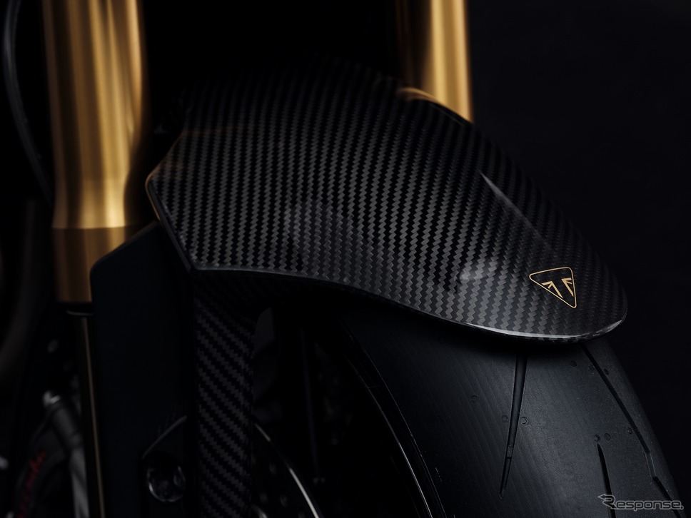 トライアンフ スピードトリプル1200RRボンドエディション《写真提供 トライアンフモーターサイクルズジャパン》