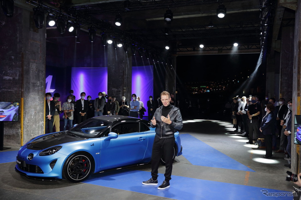 アルピーヌのロラン・ロッシCEOと『A110R』《写真撮影 南陽一浩》