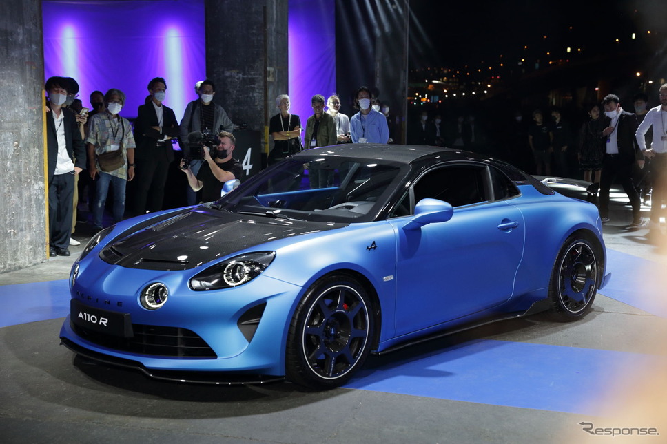 10月4日、日本で世界初公開となったアルピーヌ『A110R』《写真撮影 南陽一浩》