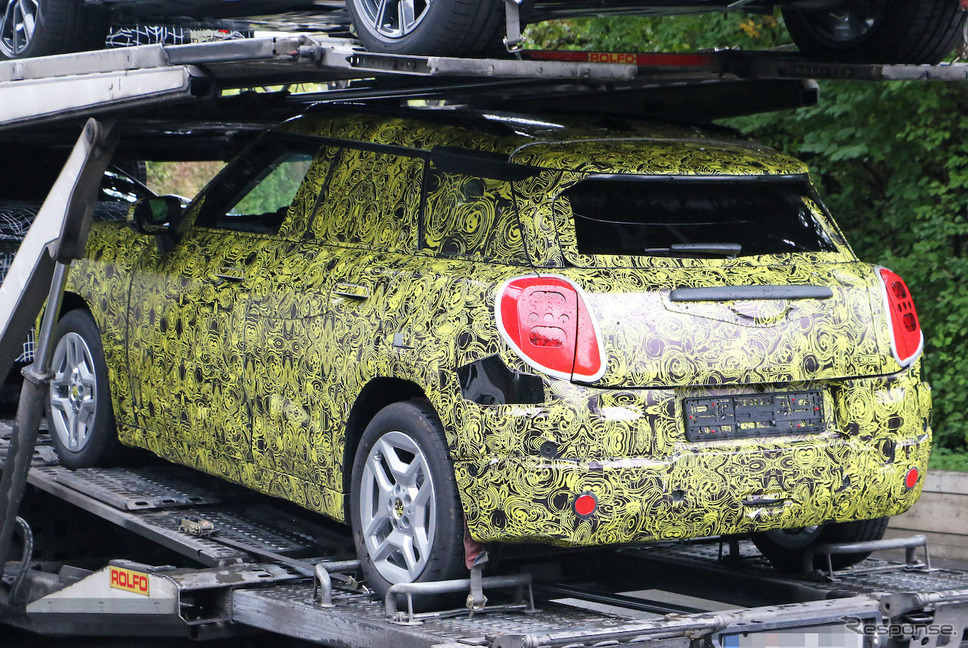 MINI初のクロスオーバーEV『エースマン』(スクープ写真)《APOLLO NEWS SERVICE》
