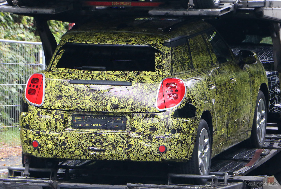 MINI初のクロスオーバーEV『エースマン』(スクープ写真)《APOLLO NEWS SERVICE》
