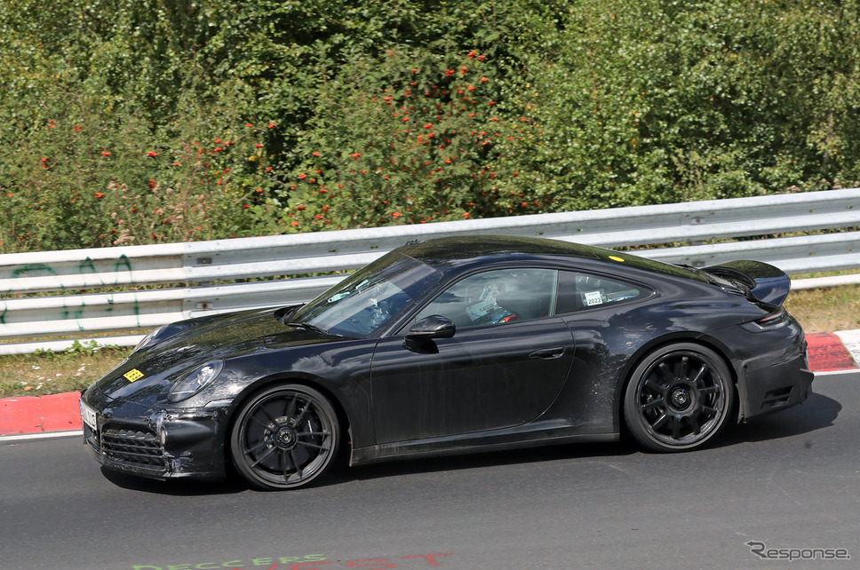 ポルシェ 911 GTS ハイブリッド プロトタイプ(スクープ写真)《APOLLO NEWS SERVICE》