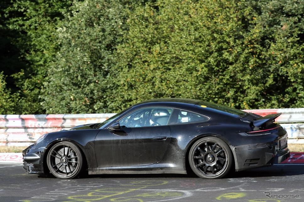 ポルシェ 911 GTS ハイブリッド プロトタイプ(スクープ写真)《APOLLO NEWS SERVICE》