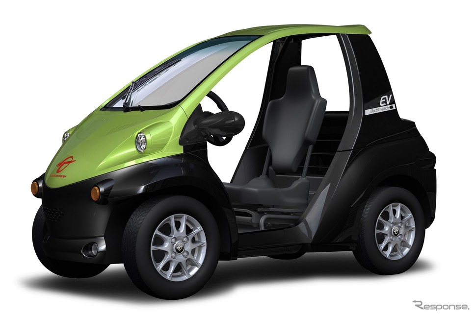 特別設定カラーのコムスP・COM《写真提供 トヨタ車体》