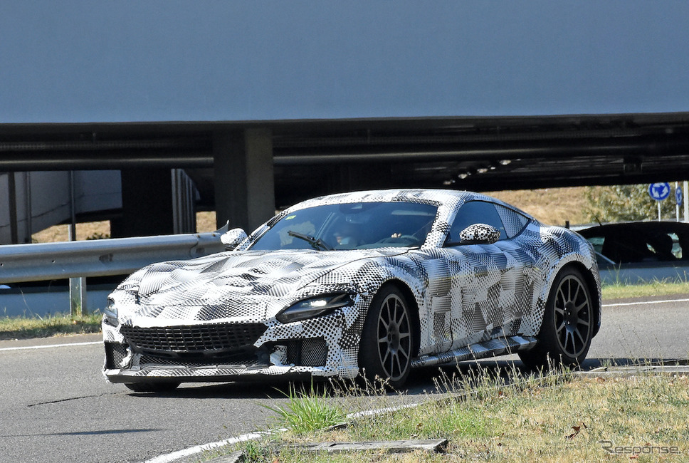 フェラーリ 812スーパーファスト 後継モデル(スクープ写真)《APOLLO NEWS SERVICE》