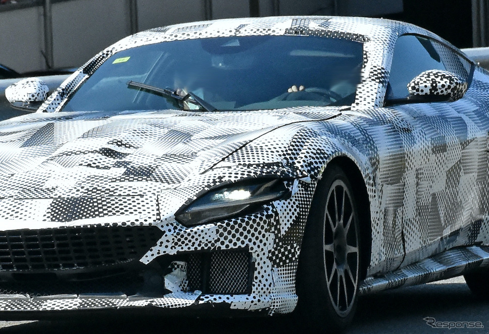 フェラーリ 812スーパーファスト 後継モデル(スクープ写真)《APOLLO NEWS SERVICE》