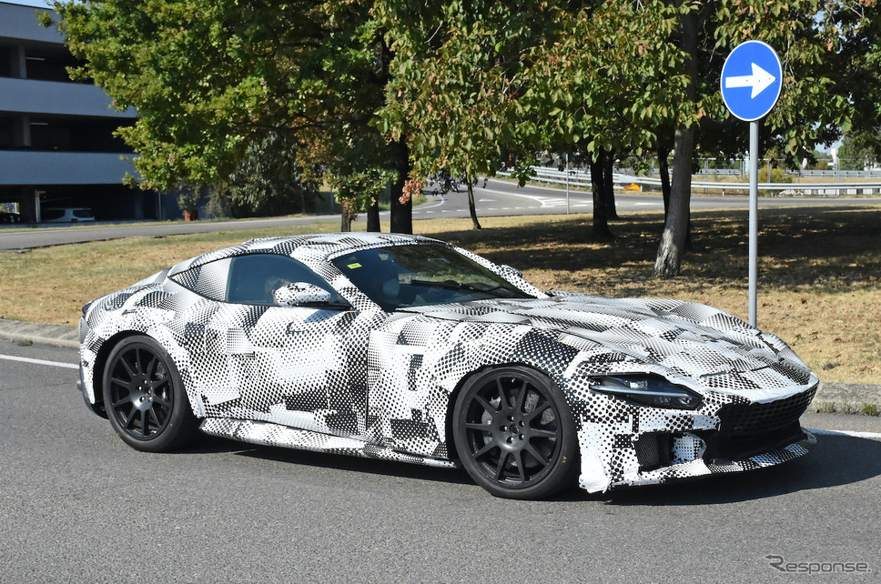 フェラーリ 812スーパーファスト 後継モデル(スクープ写真)《APOLLO NEWS SERVICE》
