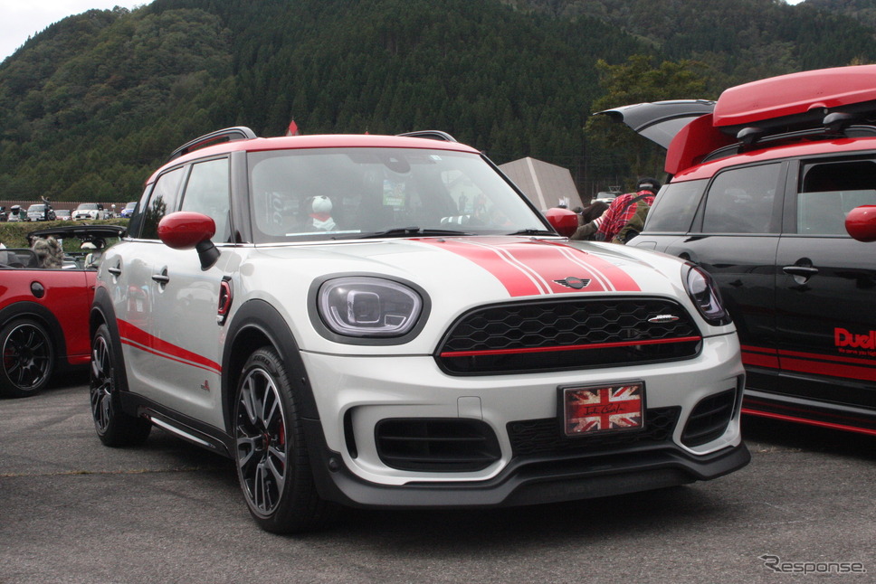 会場に集まった個性的なMINI《写真撮影 南部武寛》