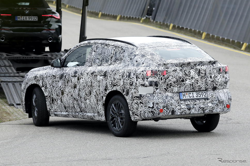 BMW X2 次期型プロトタイプ(スクープ写真)《APOLLO NEWS SERVICE》