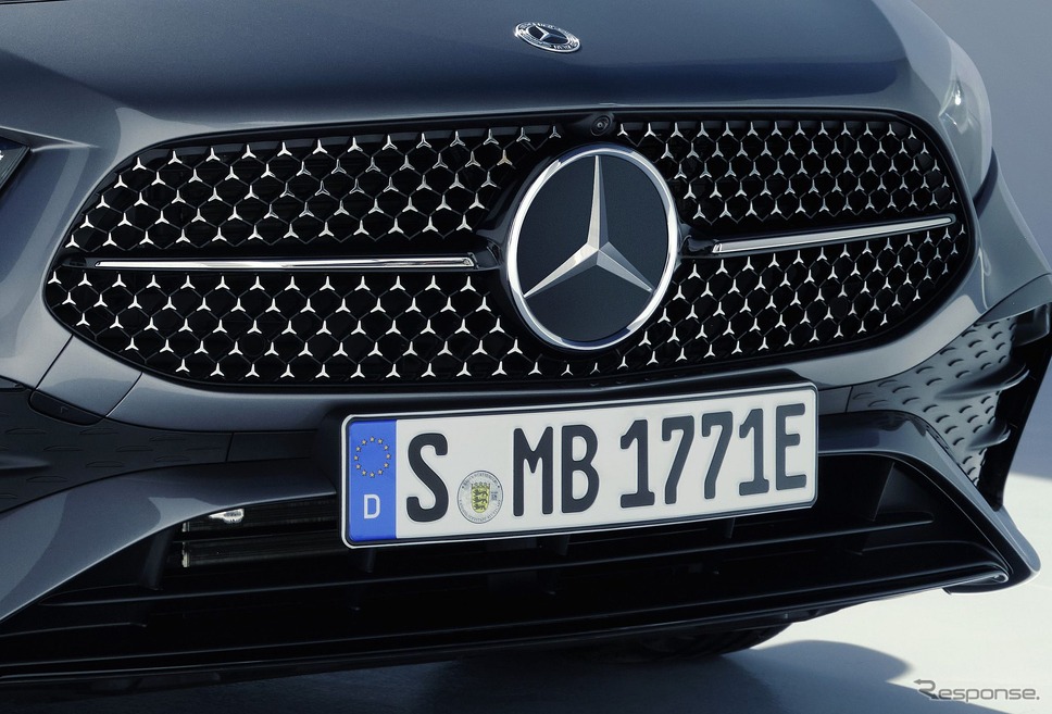 メルセデスベンツ Aクラス 改良新型の「A250e」《photo by Mercedes-Benz》
