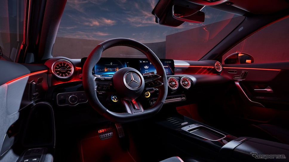 メルセデスAMG A35 4MATIC 改良新型《photo by Mercedes-Benz》