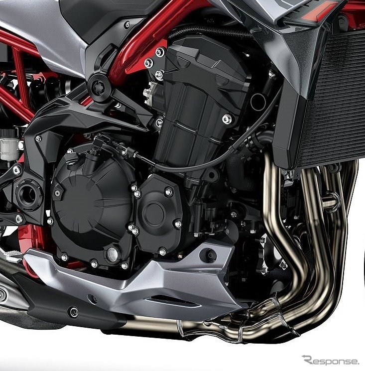 948cc並列4気筒エンジン《写真提供 カワサキモータースジャパン》