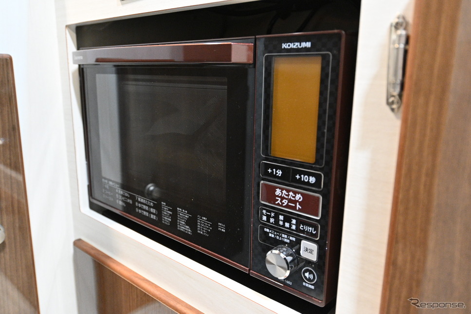 電子レンジも装備《写真 廣井誠》