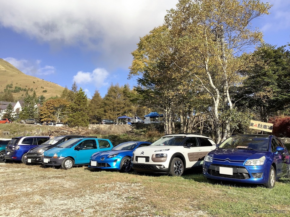 フレンチブルーミーティングオリジン《写真撮影 内田俊一》