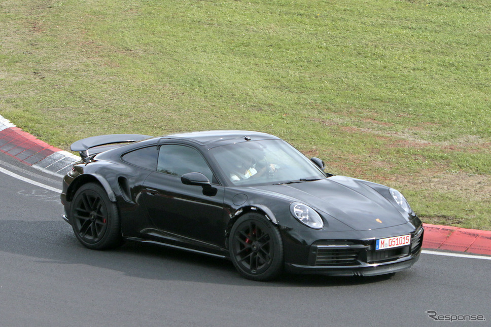 謎のポルシェ911ターボ(スクープ写真)《APOLLO NEWS SERVICE》