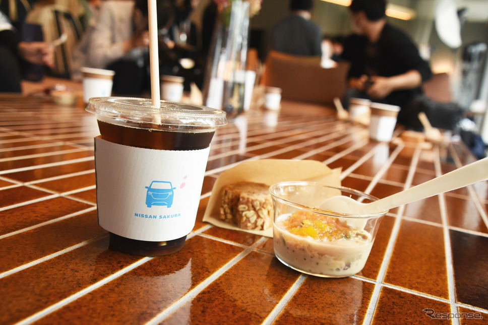 SAKURA COFFEE オープン記念イベント《写真撮影 中野龍太》