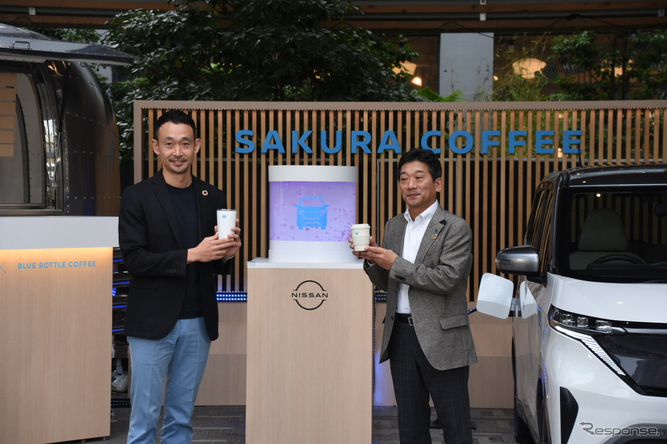 SAKURA COFFEE 伊藤氏(左)と神田氏(右)《写真撮影 中野龍太》