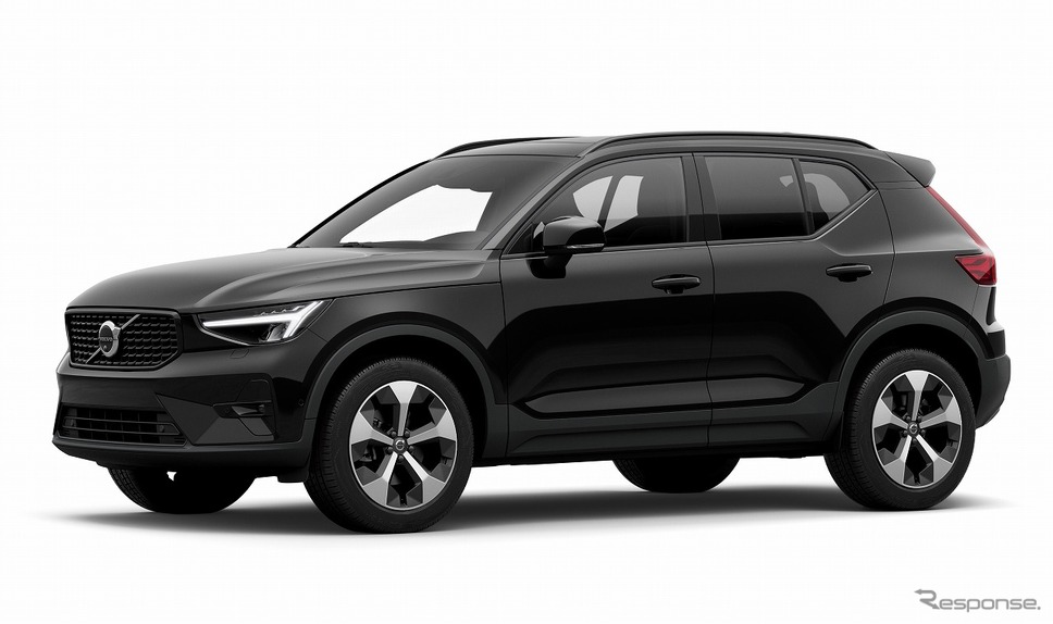 ボルボ XC40 アルティメット B4 AWD ダークエディション《写真提供 ボルボ・カー・ジャパン》