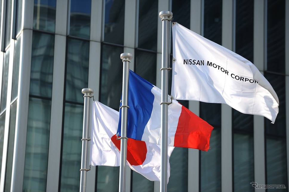 日産自動車グローバル本社(横浜市)《Photo by David Mareuil/Anadolu Agency/ゲッティイメージズ》