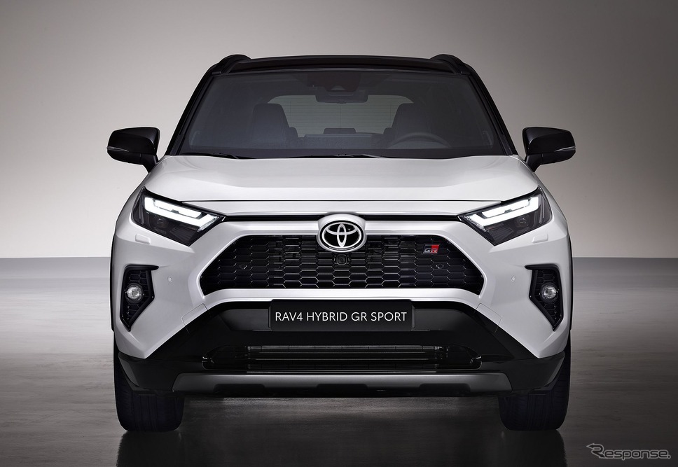 トヨタ RAV4 ハイブリッド「GR SPORT」（欧州仕様）《photo by Toyota》