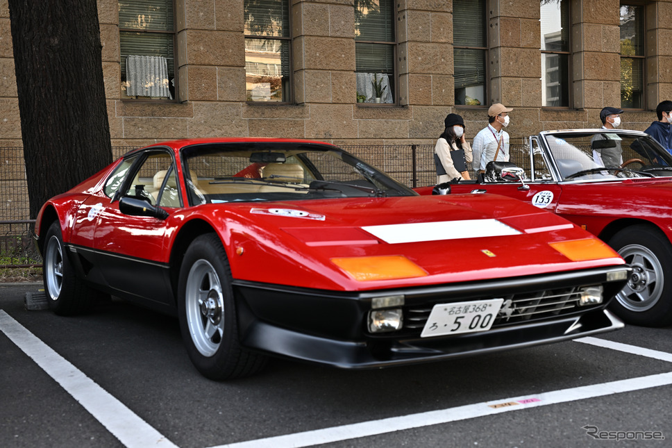 パレードの参加車両《写真撮影 廣井誠》