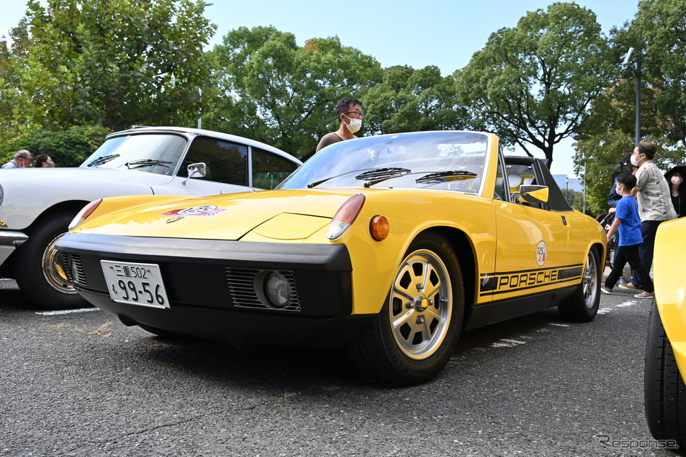 パレードの参加車両《写真撮影 廣井誠》