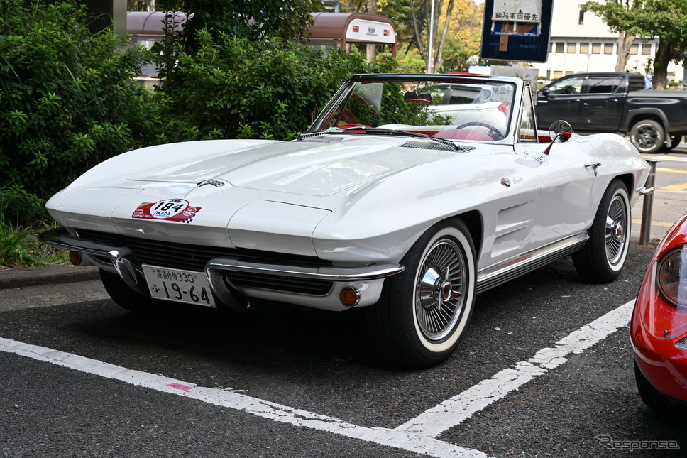 パレードの参加車両《写真撮影 廣井誠》