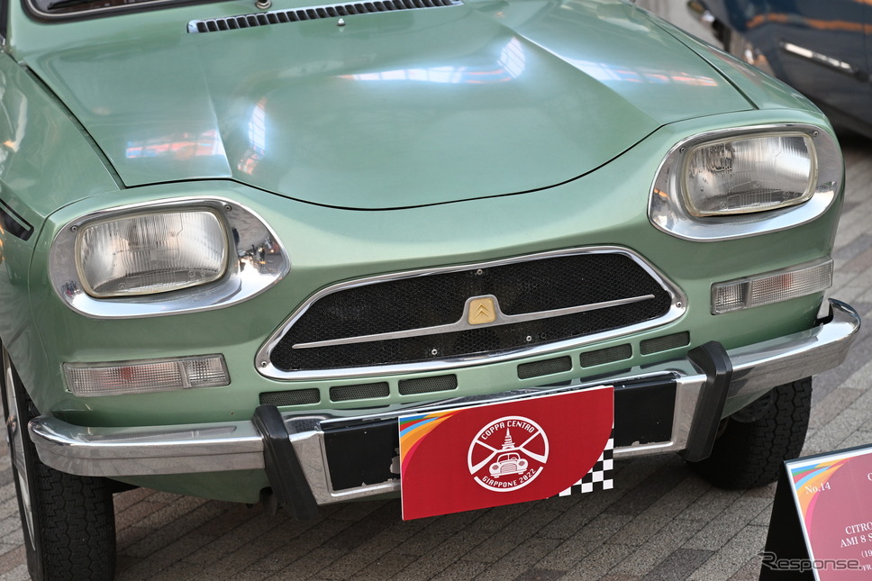 「シャンゼリゼの風」展で展示されたシトロエンの車両《写真撮影 廣井誠》