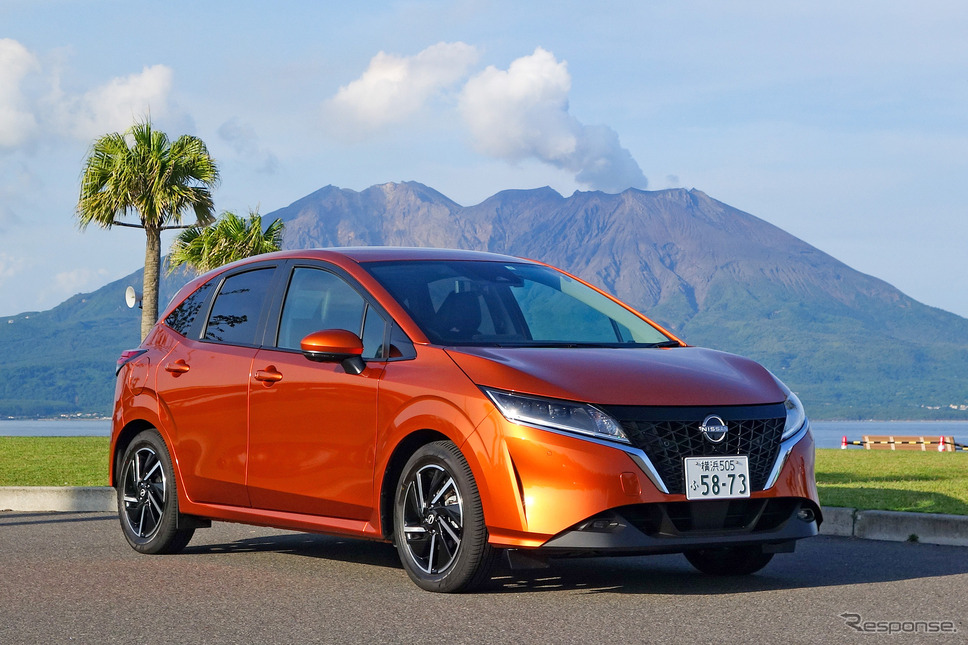 日産 ノート X FOURのフロントビュー。電動AWDはライドフィールのハイテク感が桁違いだった。《写真撮影 井元康一郎》