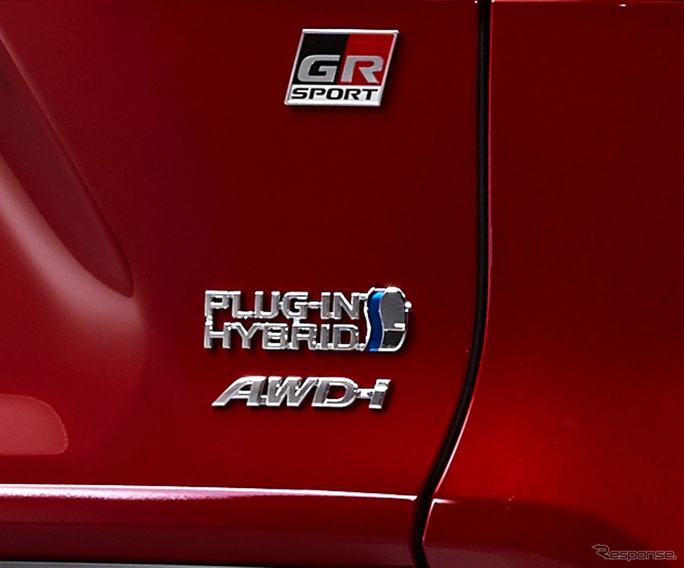 トヨタ RAV4 プラグインハイブリッド GR SPORT（欧州仕様）《photo by Toyota》