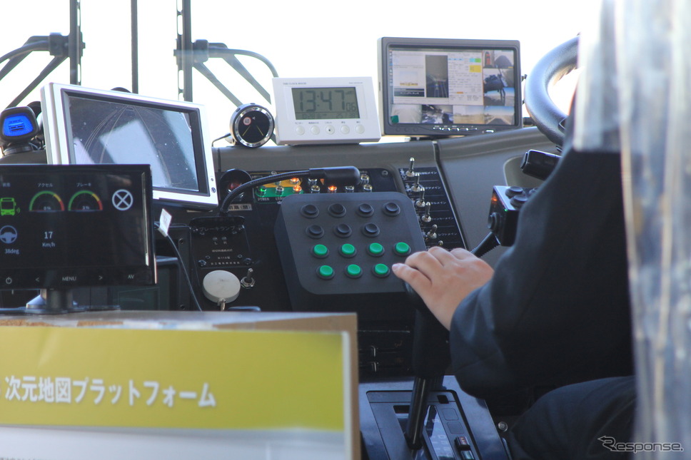 埼玉工業大学の自動運転バス（日野レインボーIIベース）《写真撮影 編集部》