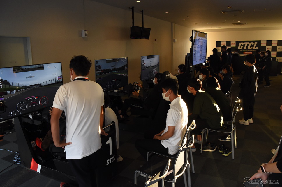 Gran Turismo College League 予選大会《写真撮影 中野龍太》