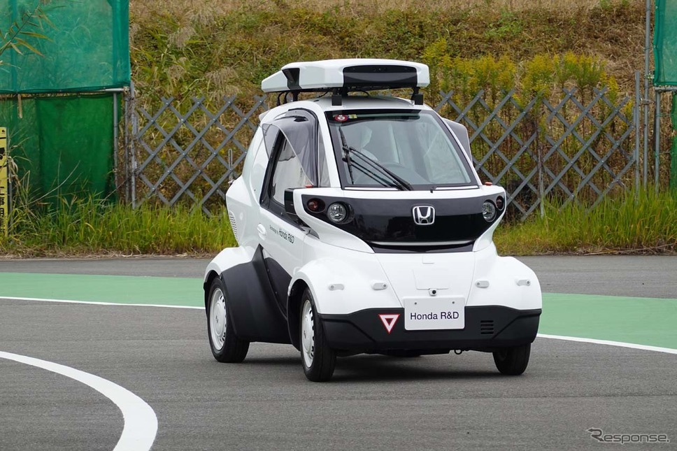 「CiKoMa」の地図レス協調運転技術を試作車で体験《写真撮影 会田肇》