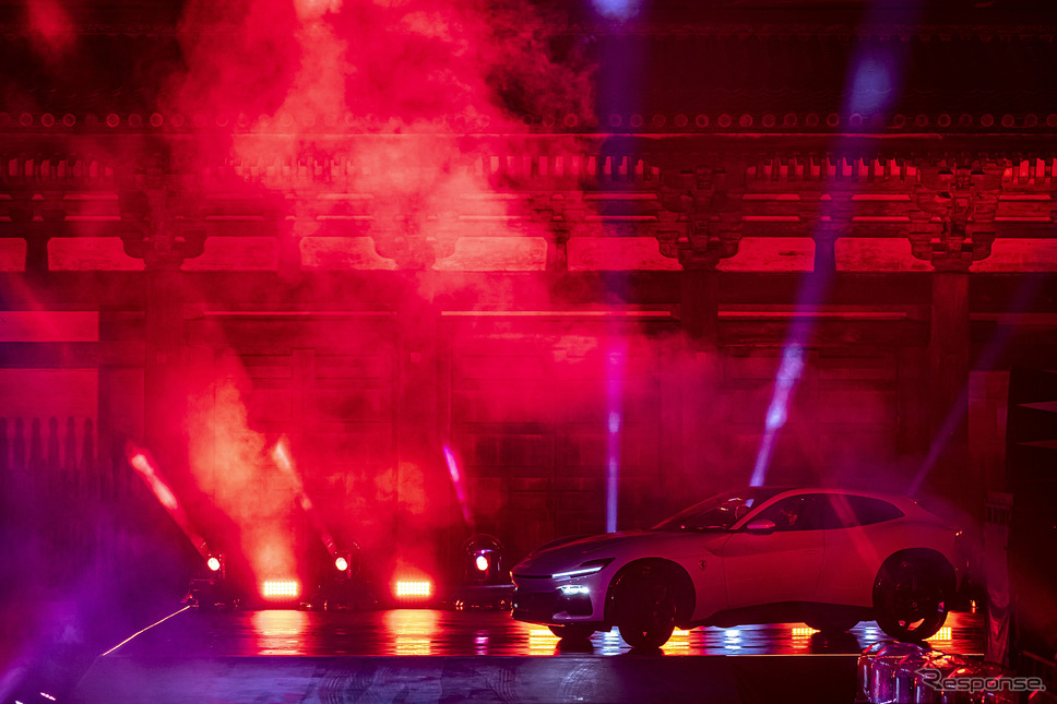 フェラーリ・プロサングエ《写真提供 フェラーリ・ジャパン》