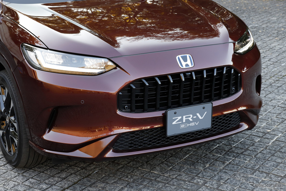 ホンダ ZR-V(プレミアムクリスタルガーネット)《写真撮影 小林岳夫》