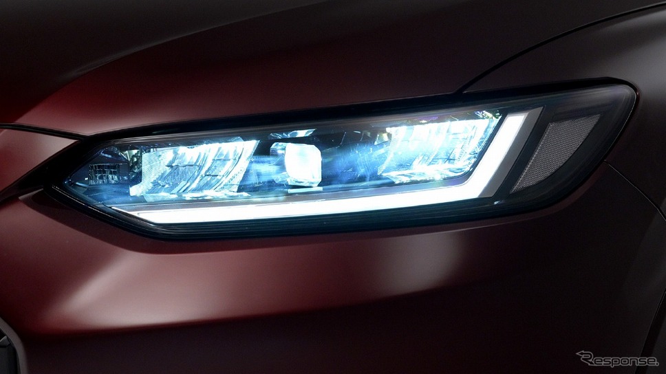 ホンダ ZR-V e:HEV Z LEDヘッドライト ハイビーム《写真提供 本田技研工業》