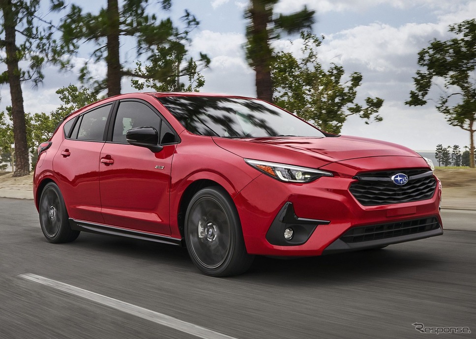 スバル ・インプレッサ 新型の「RS」(米国仕様)《photo by SUBARU》