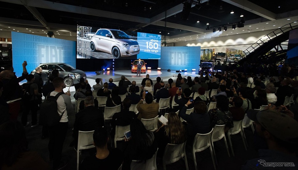 フィアットのプレスカンファレンス(ロサンゼルスモーターショー2022)《photo by Fiat》
